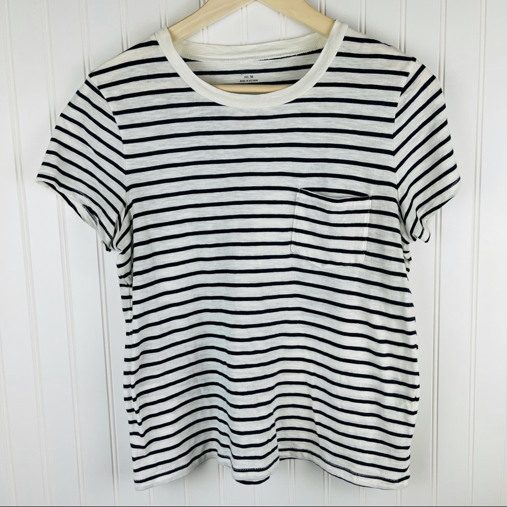 Madewell Crewneck Cotton Navy Blue White Stripe Pocket Tee Size Medium - Picture 3 of 9